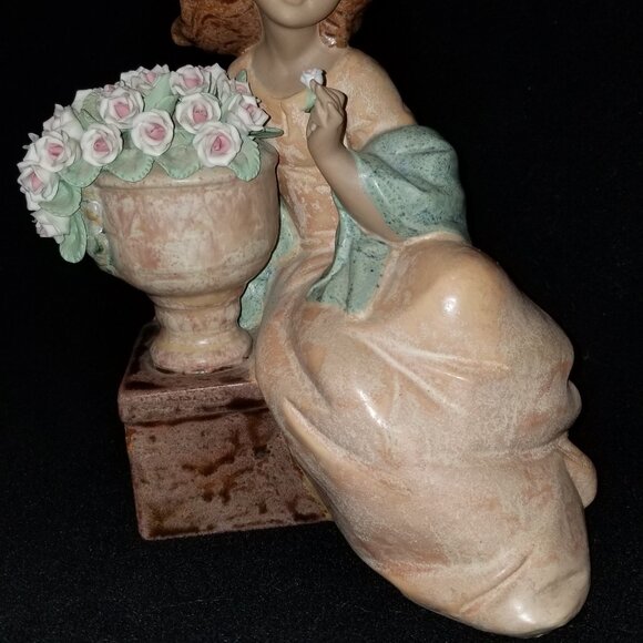 VINTAGE NADAL FIGURINE - Picture 2 of 7